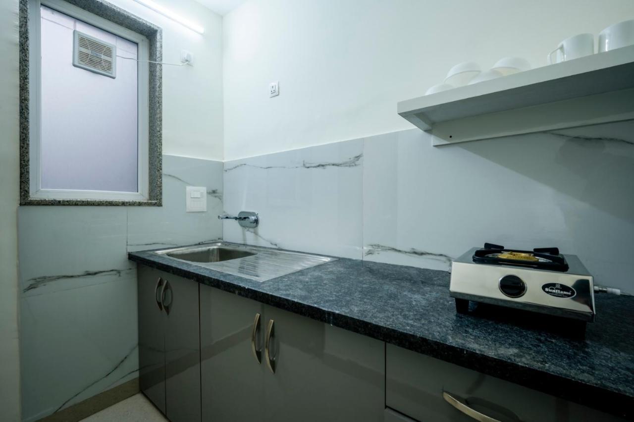 The Palms Inn I Near Medanta Medicity I Sec-38 Gurgaon Luaran gambar